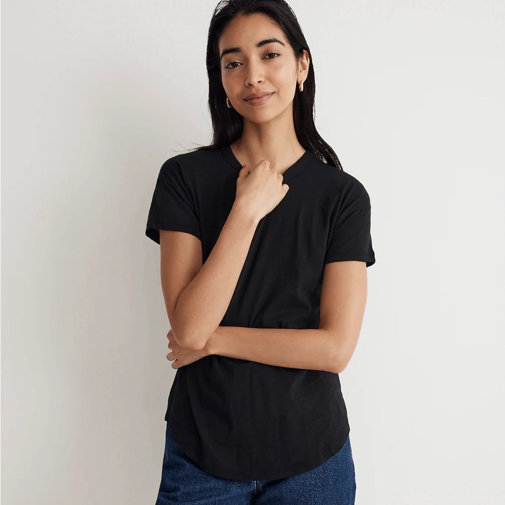 Madewell Whisper Crew Neck Tee in True Black